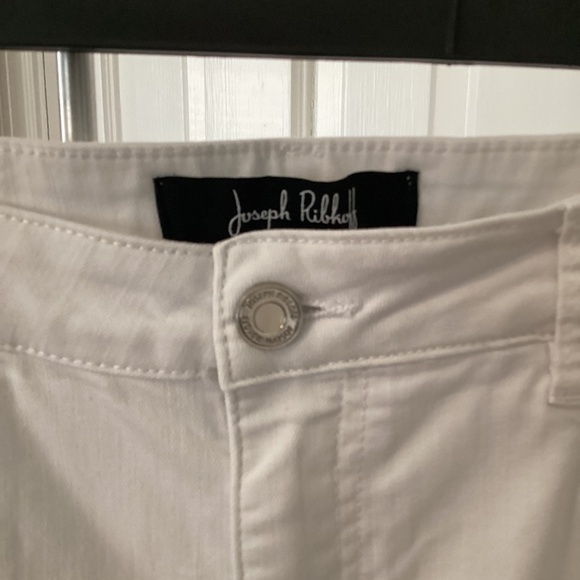 M24 Joseph Ribkoff White Jeans, Pantacourt Droit Straight Crop, 10 Floral cutout - Picture 3 of 10